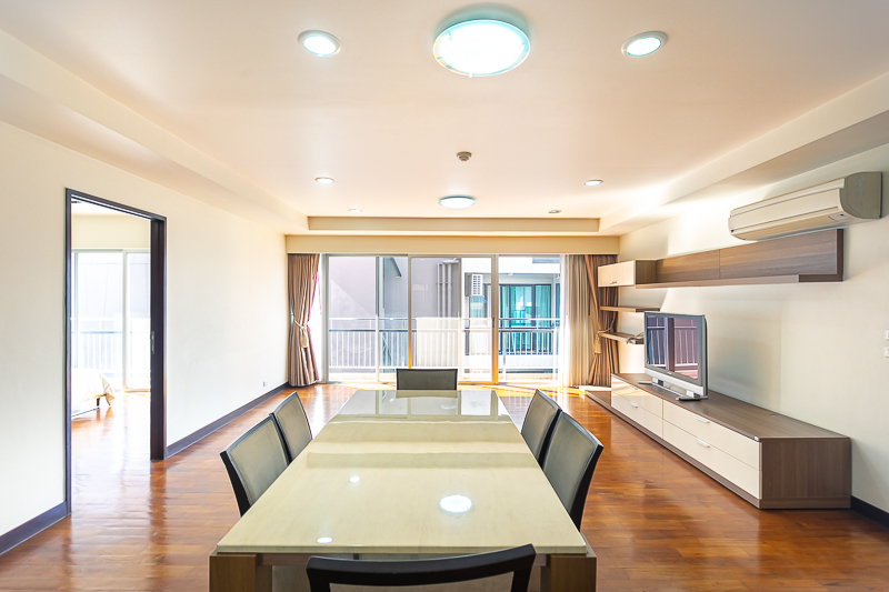 ให้เช่าคอนโด Baan Sukhumvit 14 (บ้านสุขุมวิท 14) 3 ห้องนอน 2 ห้องน้ำ ขนาด 177 ตรม ชั้น 7 ราคาเช่า 70000 บาท