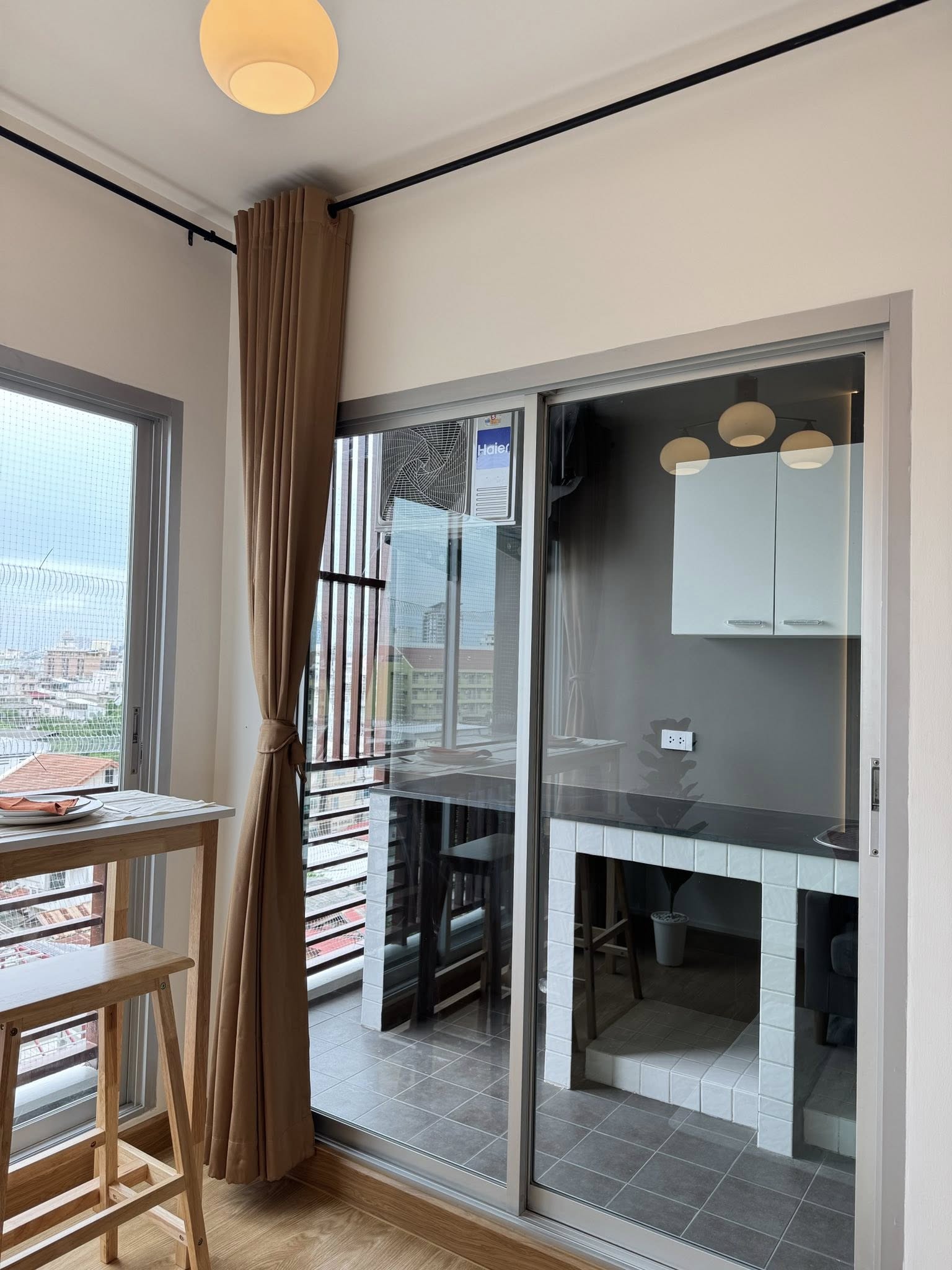 ขายด่วน คอนโด The Seed Sathorn - Taksin (เดอะซี้ด สาทร-ตากสิน) 📍 Low Rise ใกล้ BTS วงเวียนใหญ่ เพียง 200 เมตร (เดิน 5 นาที)