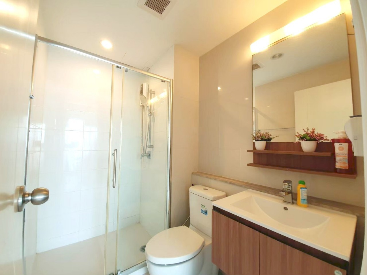 ขาย//ให้เช่า คอนโด ฟิวส์ จันทน์-สาทร Fuse Chan-Sathorn (ตึก A) ห้องสตูดิโอ 26.5 ตรม.