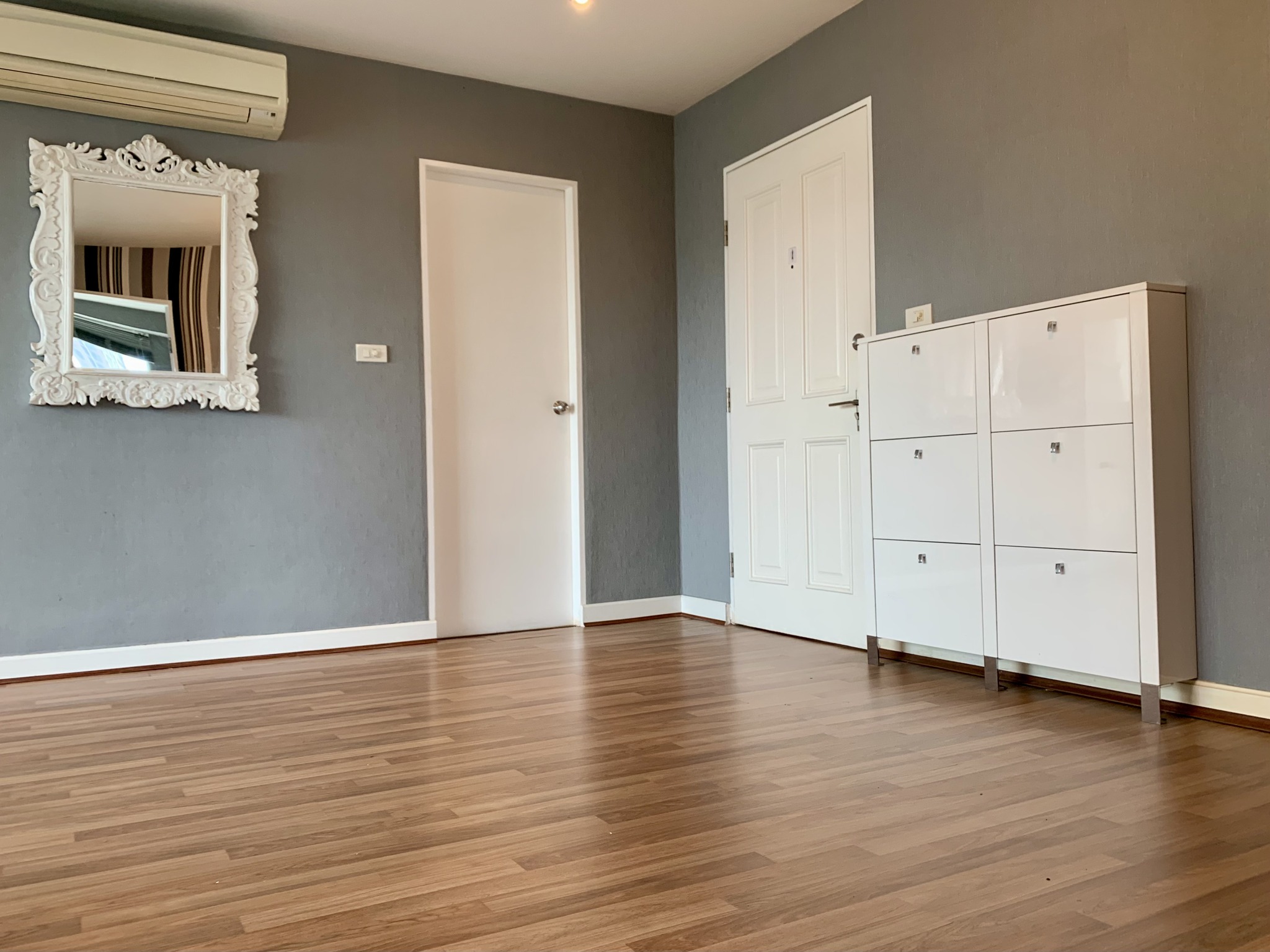 ขาย / ให้เช่าคอนโด Condo One Sukhumvit 67 (คอนโด วัน สุขุมวิท 67) - 1 ห้องนอน- 1 ห้องนั่งเล่น- 1 ห้องครัว พร้อมระเบียง-