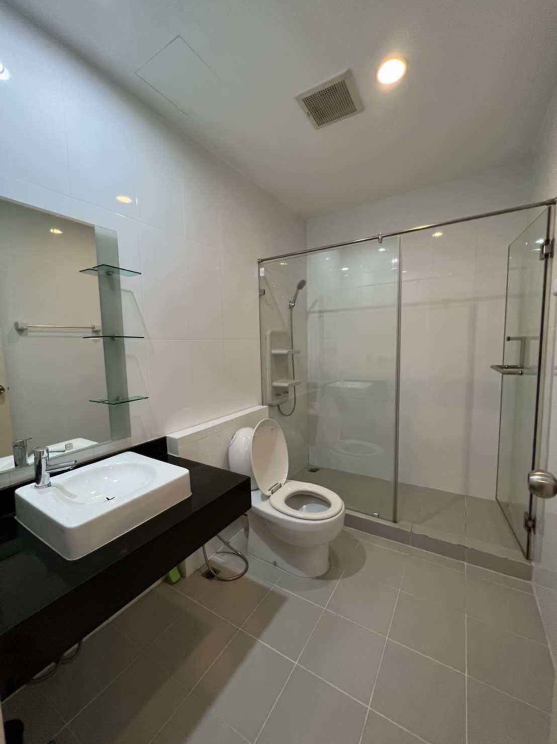 🔥ขายด่วน! คอนโด Astro Chaeng Wattana (เอสโทร แจ้งวัฒนะ) ห้องใหญ่ 3 นอน 4 น้ำ ใกล้รถไฟฟ้า เซ็นทรัล และทางด่วน! 🔥