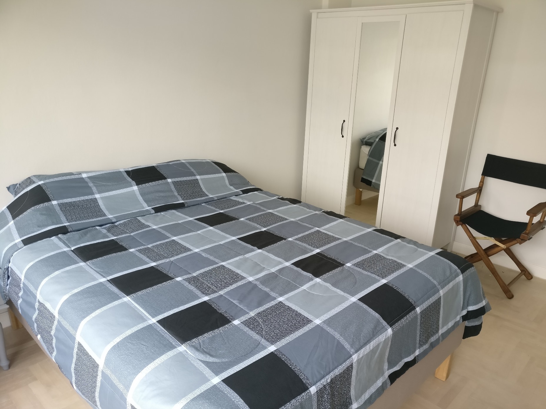 ให้เช่าคอนโด Raintree Villa (เรนทรี วิลล่า) 2 ห้องนอน 1 ห้องน้ำ ขนาด 75 ตรม ชั้น 4 อาคาร A ห้องมุม