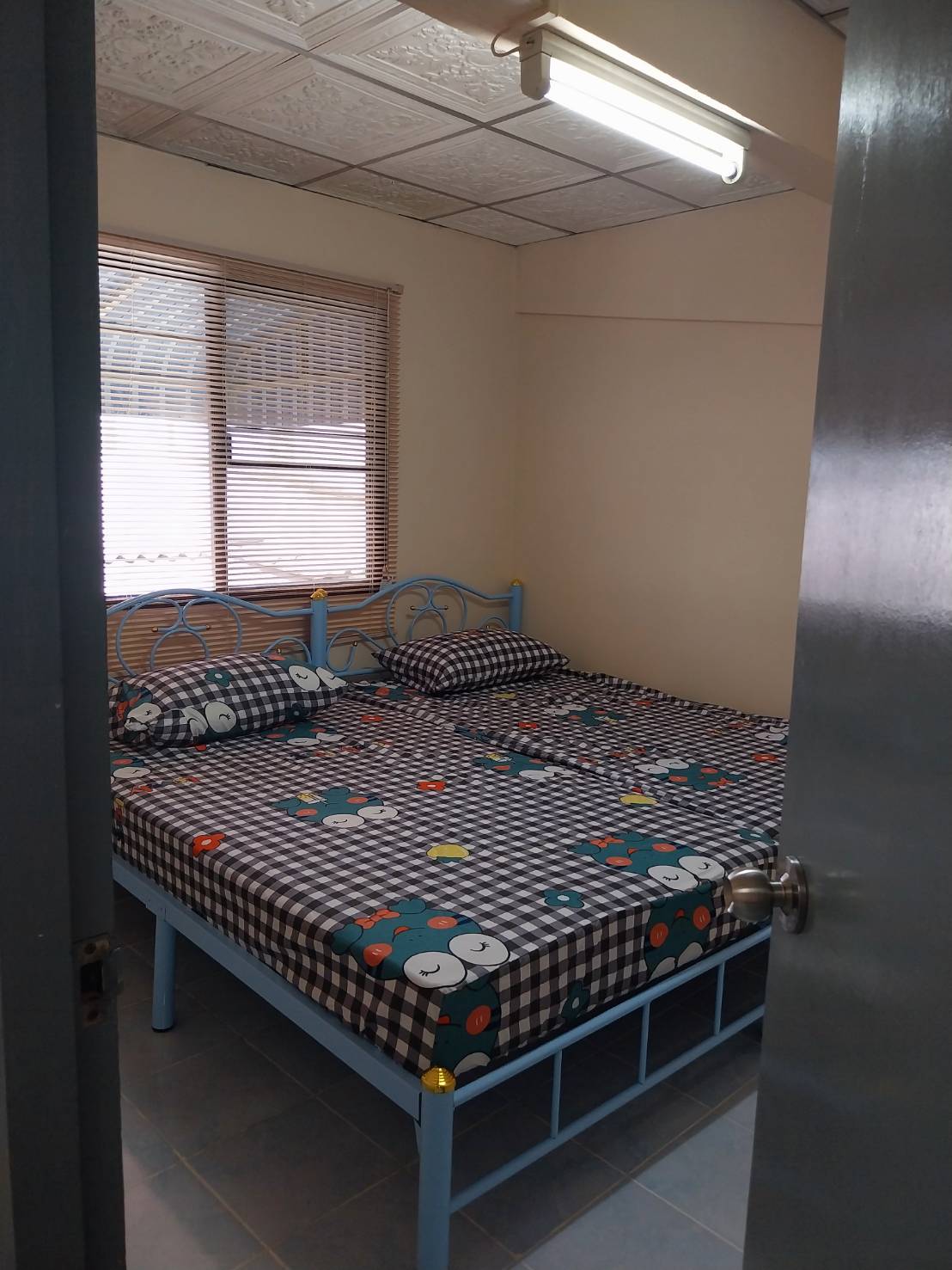 ให้เช่าคอนโด ประดิพัทธ์ คอนโดมิเนียม (ถ.ประดิพัทธ์ ซ.3 / ถ.พระรามที่ 6 ซ.45) รีโนเวทใหม่ ชั้น 3