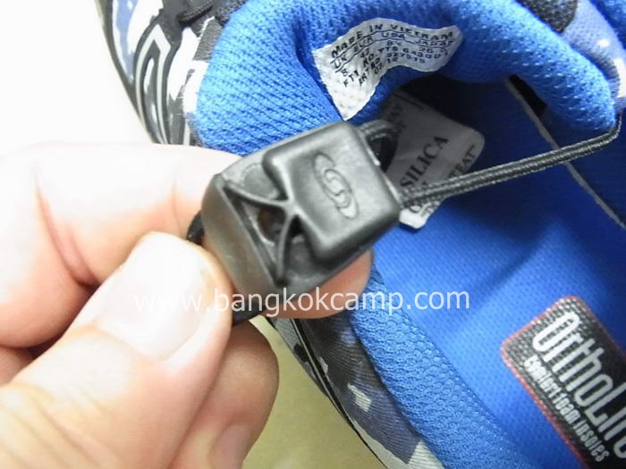 รองเท้าเดินป่า outdoor.. .Salomon... ใหม่.... Size42eur