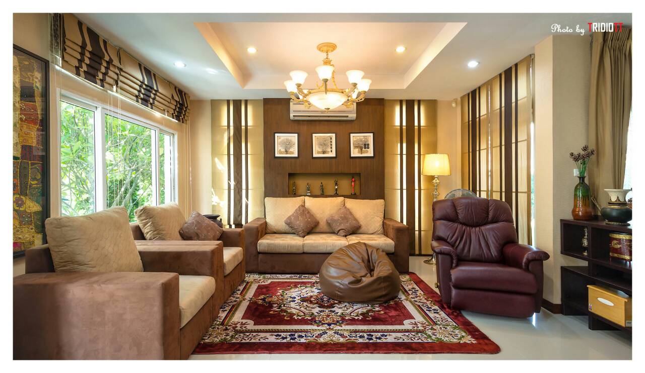 ขายบ้านเดี่ยว 2 ชั้น หมู่บ้านไชยลดา ถนนรามคำแหง ( ซอย มีสทีน ) 3 ห้องนอน 3 ห้องน้ำ (มีห้องคนรับใช้แยกส่วนต่างหาก) เนื้อที่101ตร.ว