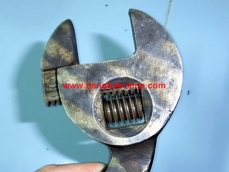 ประแจเลื่อนโบราณ เยอรมัน ตรารวงข้าว ขนาด 9.75 นิ้ว ...Made in Germany ใหม่เก่าเก็บ