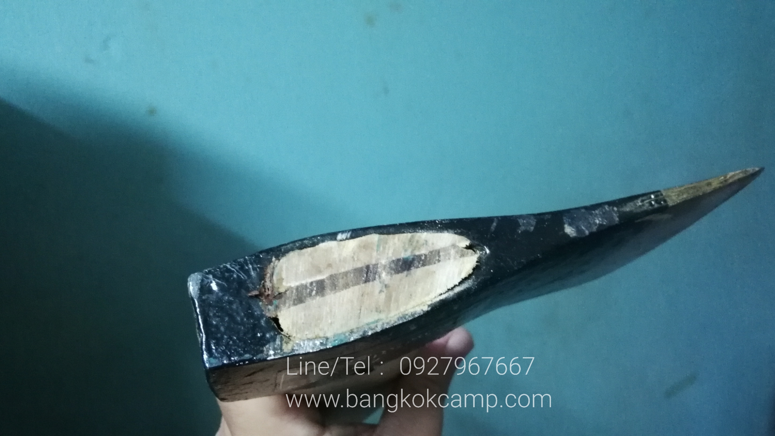 ขวานสวีเดน ตราเสือ HULT'S Made in SWEDEN.....ด้ามไม้ (3)