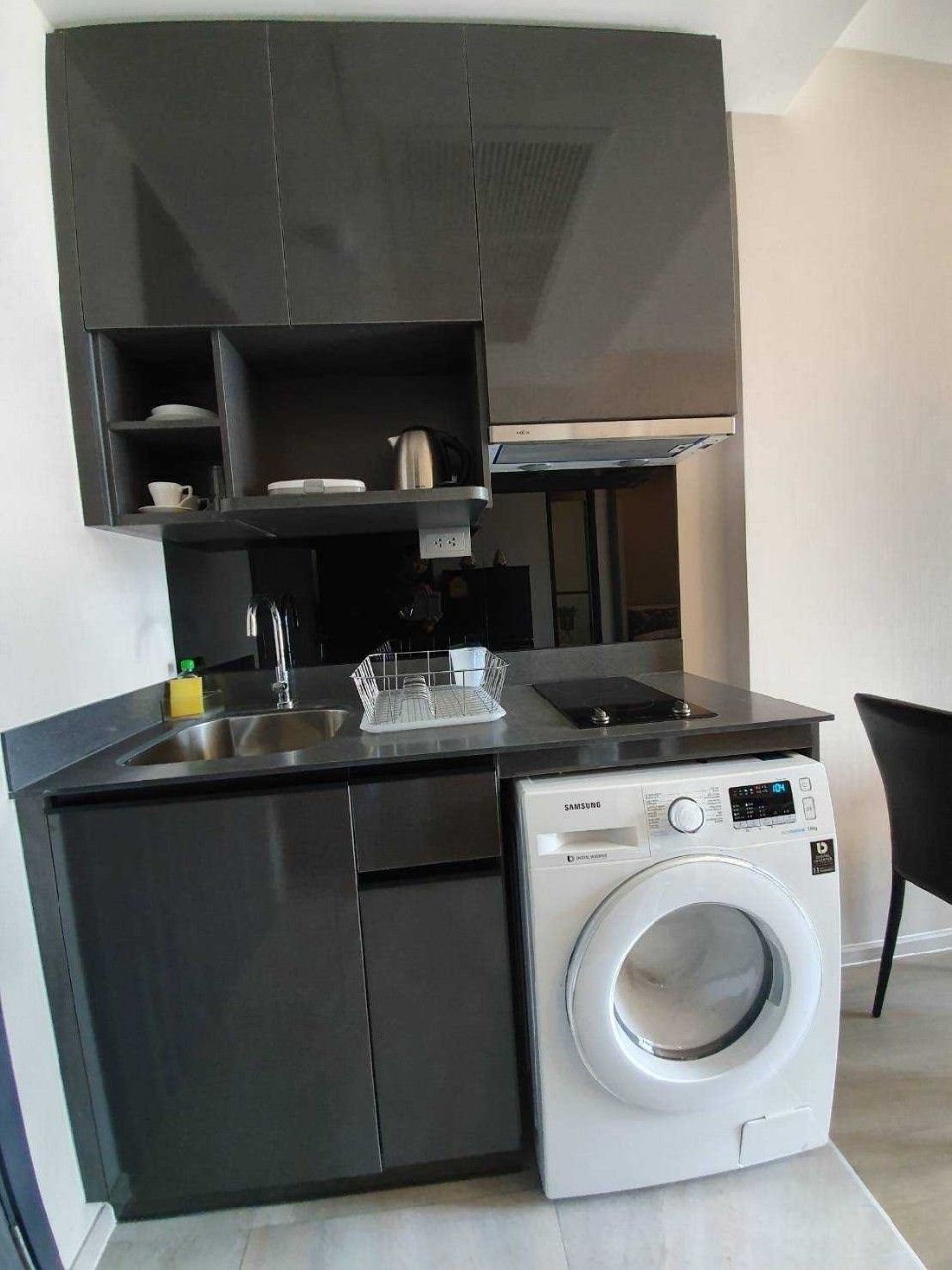 ขาย//ให้เช่า คอนโดหรู Ashton Asoke (แอชตัน อโศก) 1 ห้องนอน 1 ห้องน้ำ ห้องหัวมุม ชั้น 15