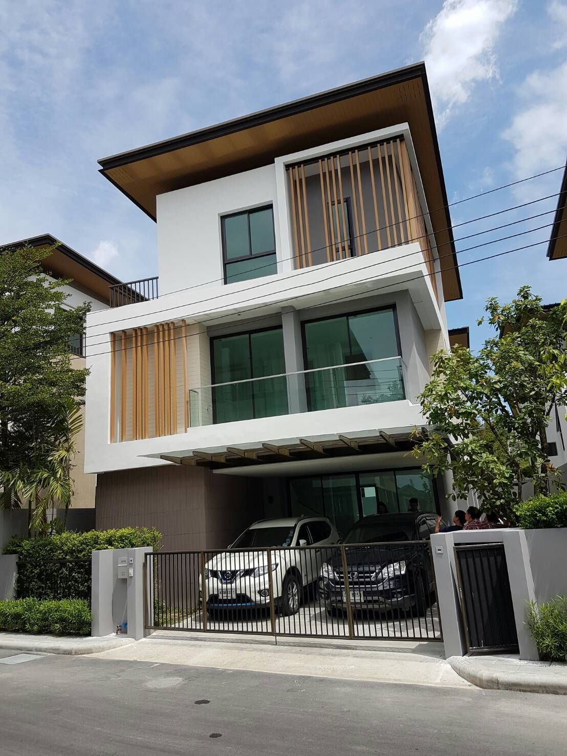 ให้เช่า บ้านเดี่ยว 3 ชั้น 75,000 บาท หมู่บ้าน AQ Arbor สวนหลวง บ้านใหม่หรู มือ 1