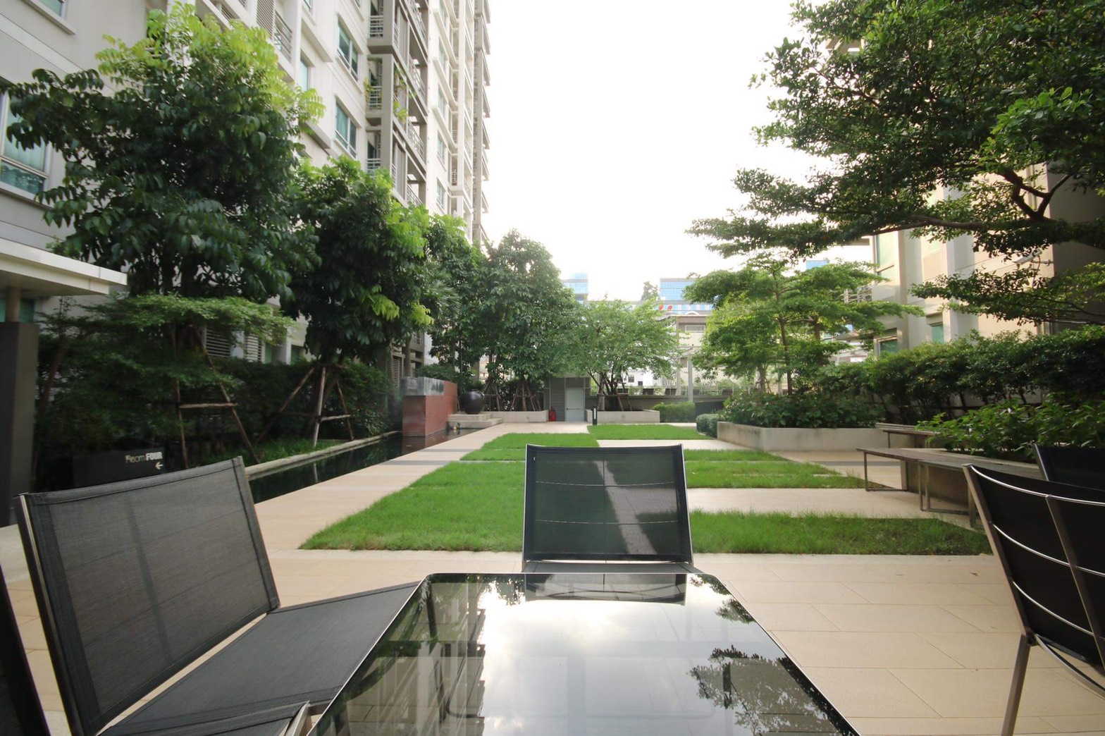 ให้เช่าคอนโด 2 นอน 2 น้ำ 18000 / เดือน โคงการ The Room Ratchada - Ladprao (เดอะ รูม รัชดา-ลาดพร้าว ) 2 ห้องนอน 2 ห้องน้ำ