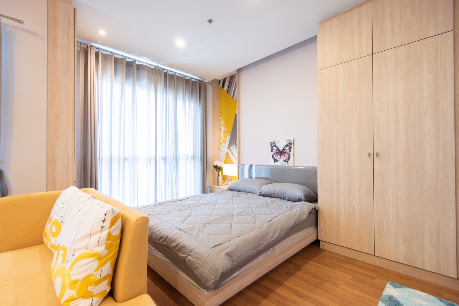 ให้เช่าคอนโดใหม่ Lumpini Park Vibhavadi - Chatuchak (ลุมพินี พาร์ค วิภาวดี-จตุจักร) ห้อง Studio ห้องมุม ชั้นสูง วิวสระ ชั้น 18