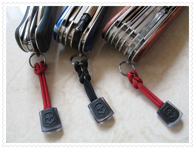 Victorinox LANYARD, blue (สายคล้อง) (4.1824.)
