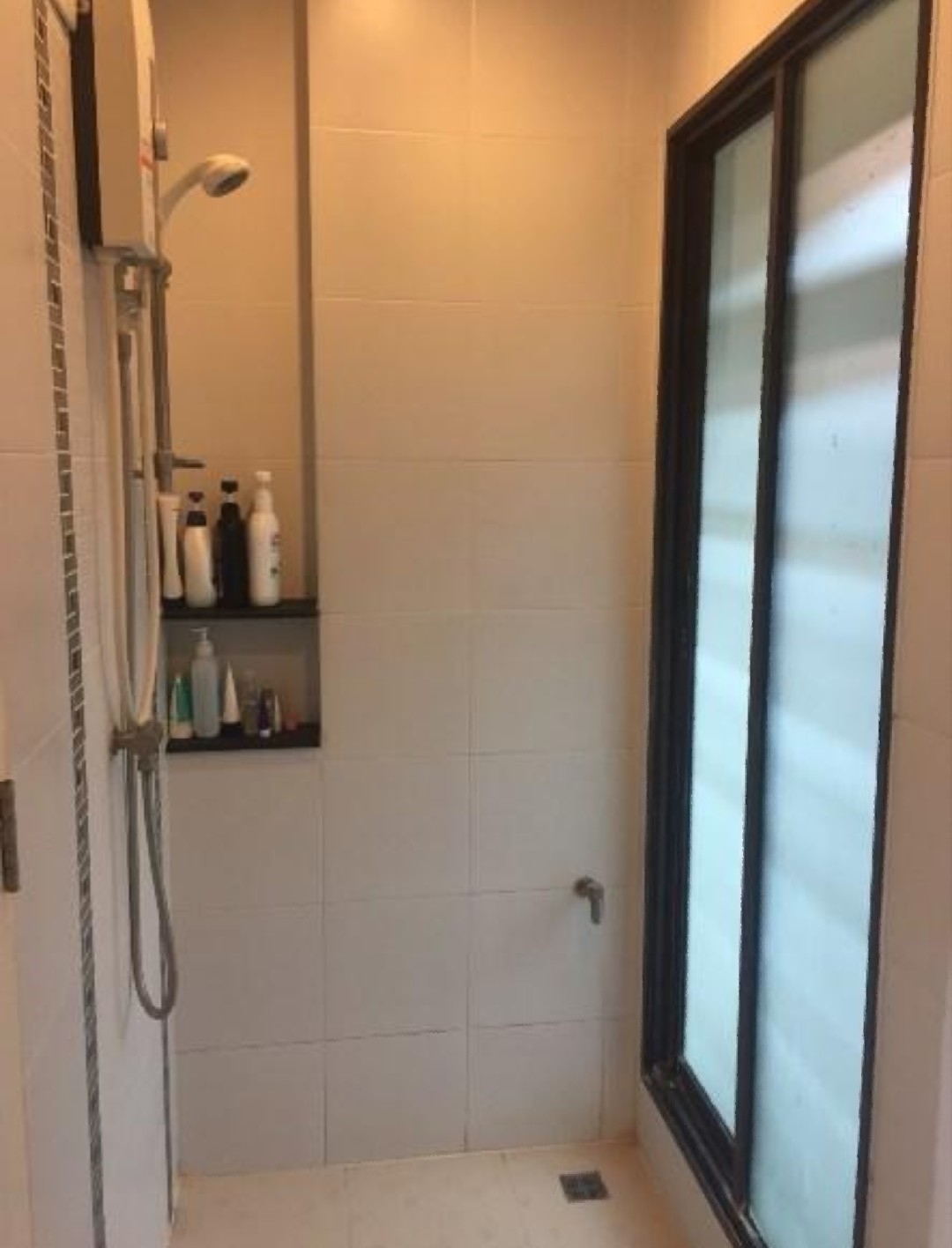 ให้เช่าบ้าน หมู่บ้านพร้อมพัฒน์ ไพร์ม (ถนนปัญญาอินทรา ใกล้ทางด่วน) 3 ห้องนอน 2 ห้องน้ำ