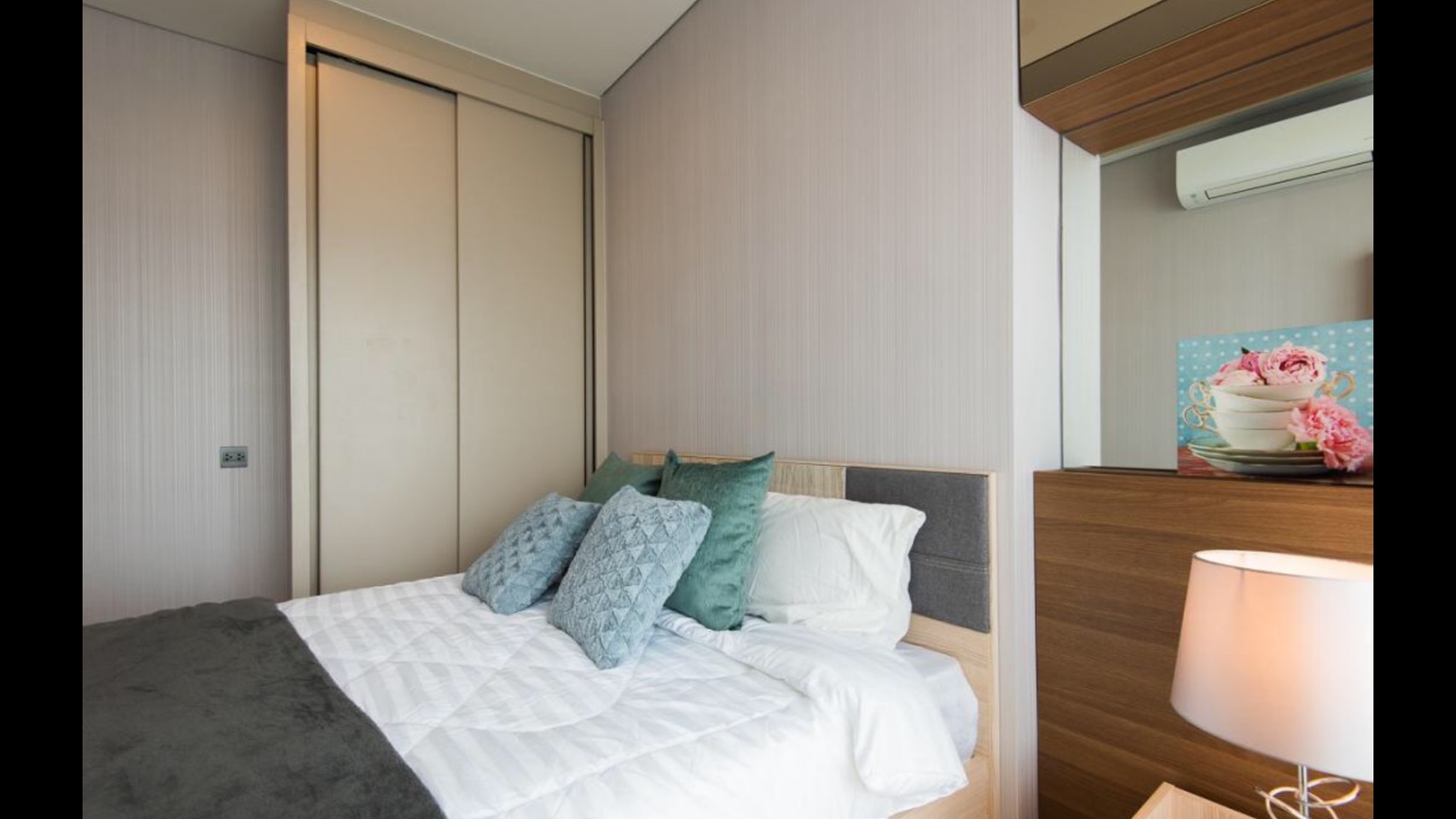 ให้เช่าคอนโดใหม่ Lumpini Suite Phetchaburi - Makkasan (ลุมพินี สวีท เพชรบุรี- มักกะสัน ) 2 ห้องนอน 1 ห้องน้ำ เลขที่ 1515/117 ขนาด 42 ตร.ม.