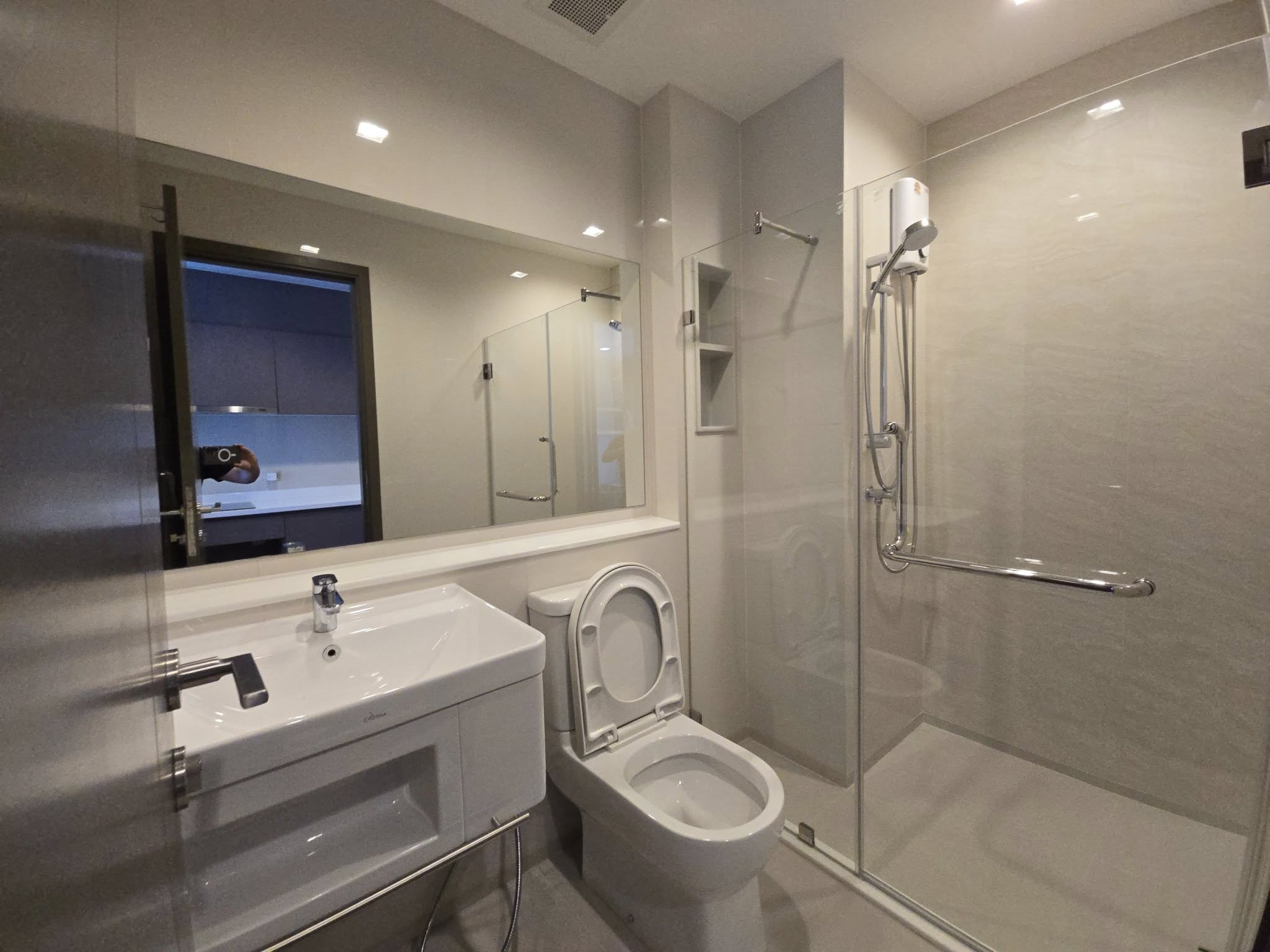 🌟 ให้เช่าคอนโด ไลฟ์ ลาดพร้าว วัลเล่ย์ (Life Ladprao Valley) | ห้องใหม่ ชั้น 28 ตรงข้าม Central ลาดพร้าว ใกล้ BTS & MRT 🌟