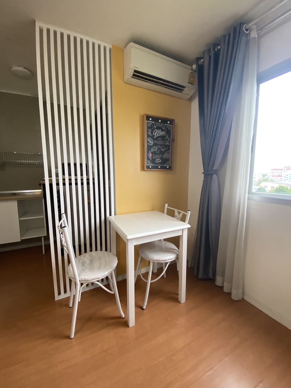 ขายขาดทุน / เช่าต่ำกว่าราคาตลาด คอนโด ลุมพินี มิกซ์ เทพารักษ์-ศรีนครินทร Lumpini Mixx Thepharak - Srinakarin 2 ห้องนอน