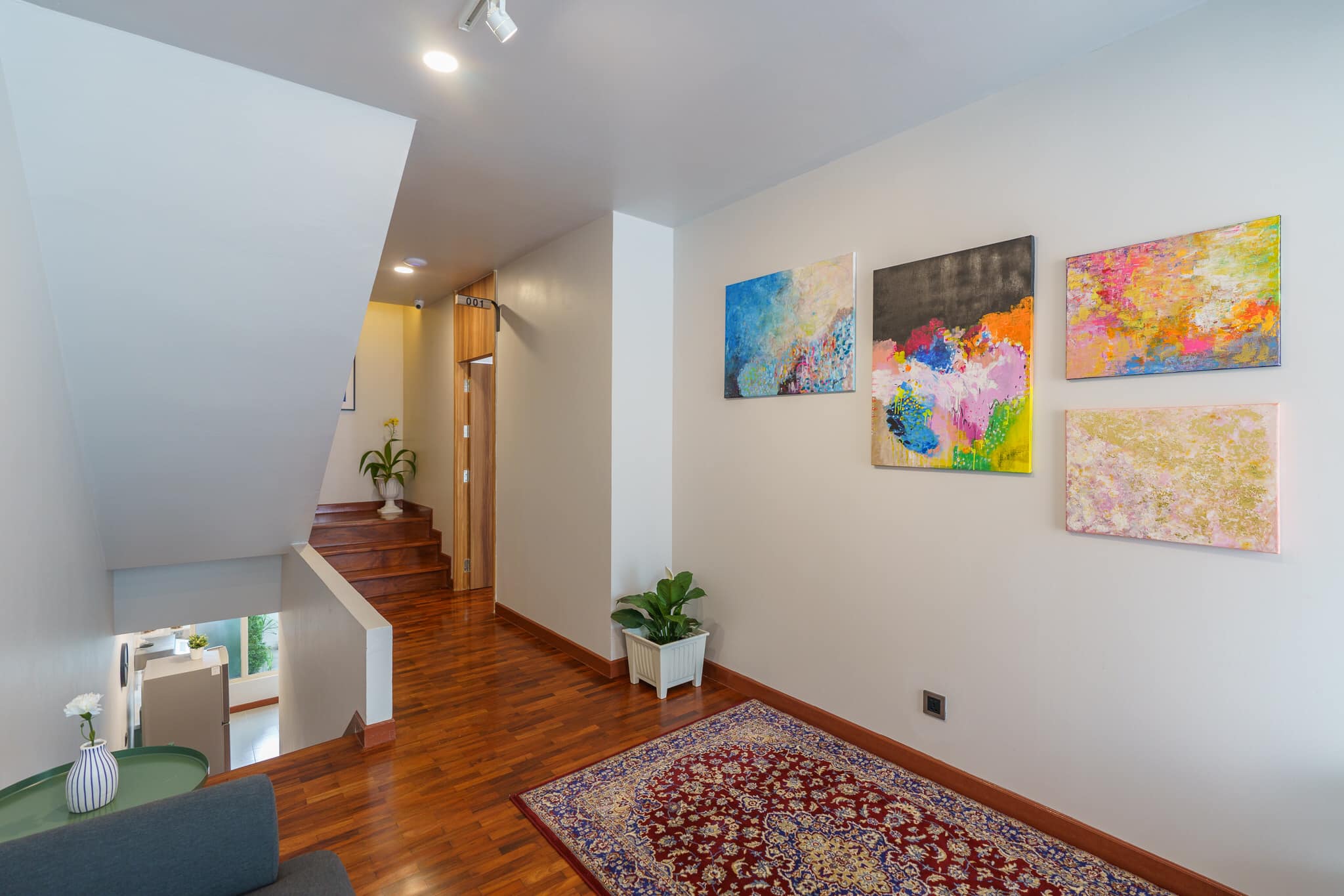 ให้เช่า Townhome สุขุมวิท 39 พื้นที่ 30 ตร.วา / 4 ชั้น 4 ห้องนอน 5 ห้องน้ำ