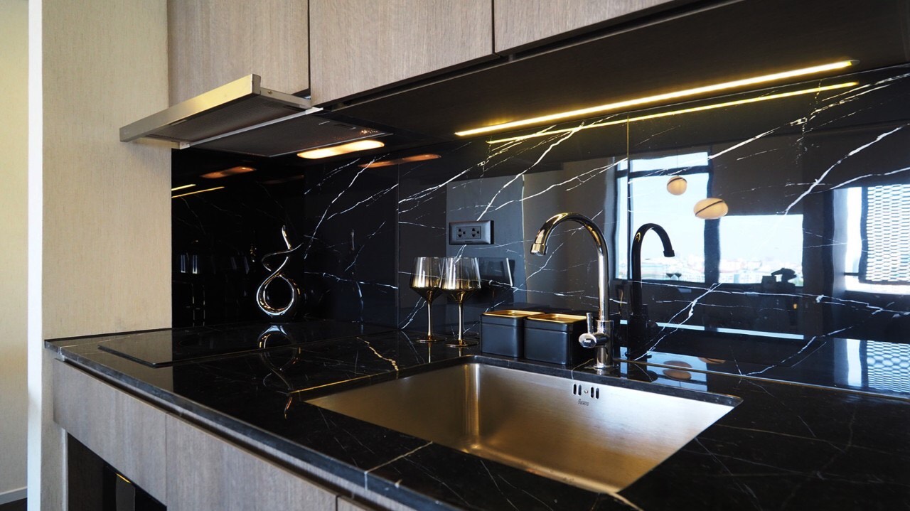 ให้เช่าคอนโด Siamese Sukhumvit (ไซมิส สุขุมวิท) 1 ห้องนอน 1 ห้องน้ำ ขนาด 43 ตรม ชั้น 9 ห่างBTS อ่อนนุช 300เมตร