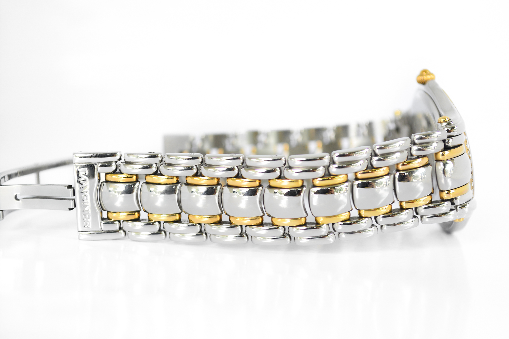 Longines Golden Wing สองกษัตริย์ 18K ขอบเพชร (Sold)