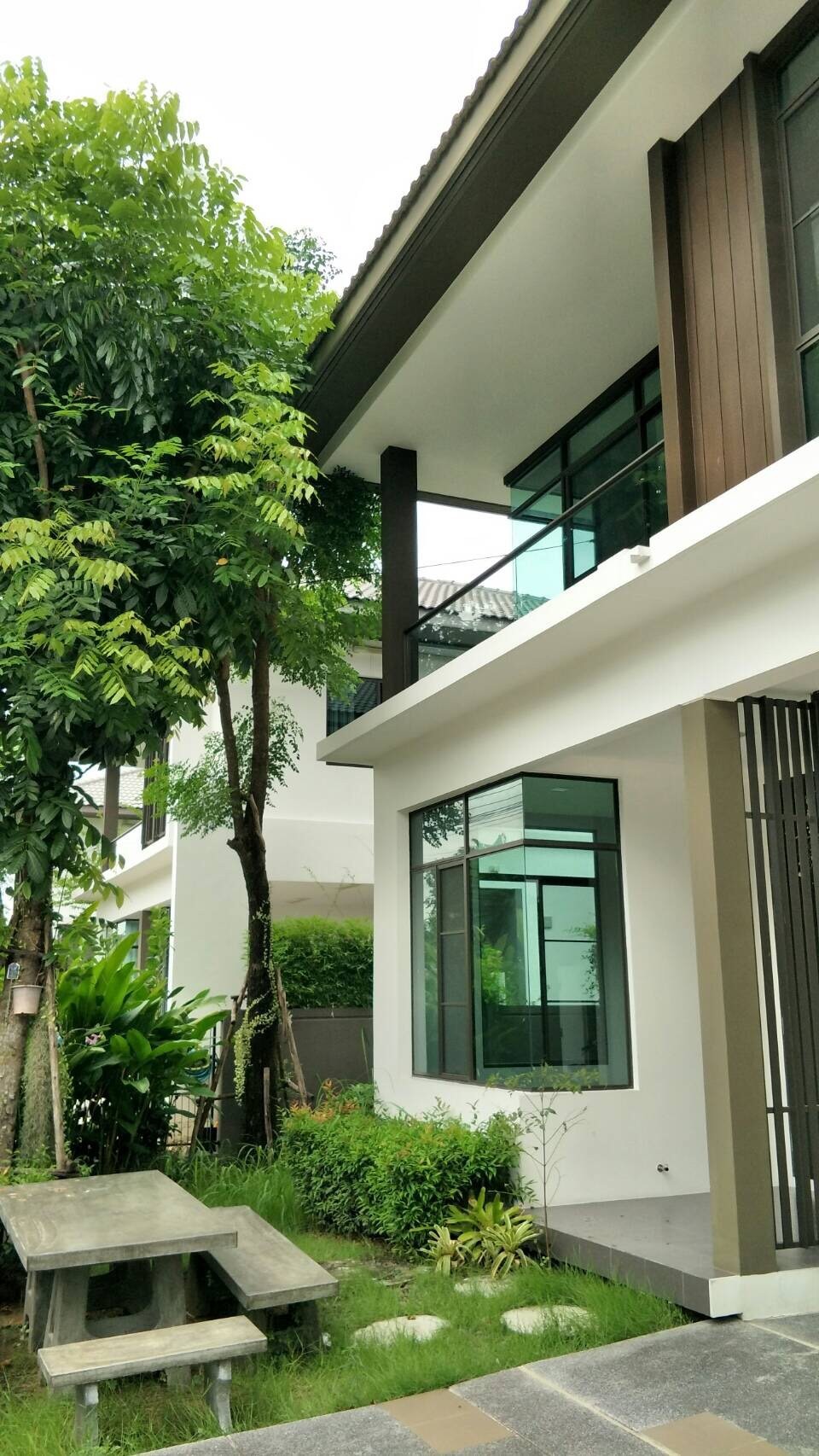 ขายบ้านเดี่ยว 2 ชั้น หมู่บ้านมัณฑนา รามอินทรา-วงแหวน Manthana Ramintra-Wongwean 3 ห้องนอน 3 ห้องน้ำ