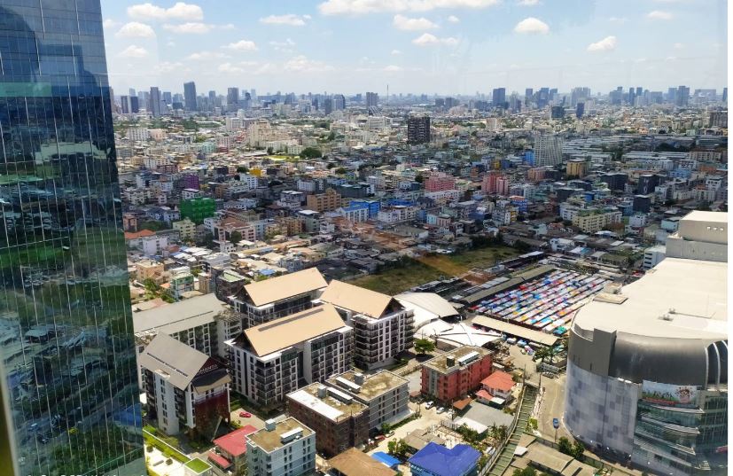 🏙️ ให้เช่าคอนโด โนเบิล รีวอลฟ์ 1 รัชดา (Noble Revolve 1 Ratchada) 📍 ติด MRT ศูนย์วัฒนธรรม ใจกลางรัชดา เดินทางสะดวกสุดๆ