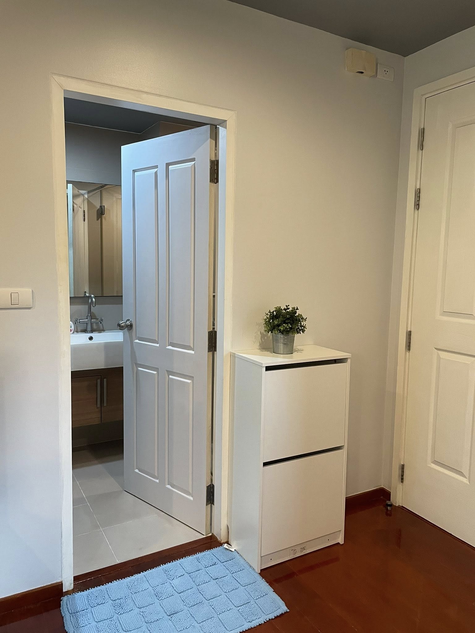 ð āđāļŦāđāđāļāđāļēāļāļāļāđāļ āđāļŪāļāđ āļŠāļļāļāļļāļĄāļ§āļīāļ 65 / For Rent Condo HIVE Sukhumvit 65