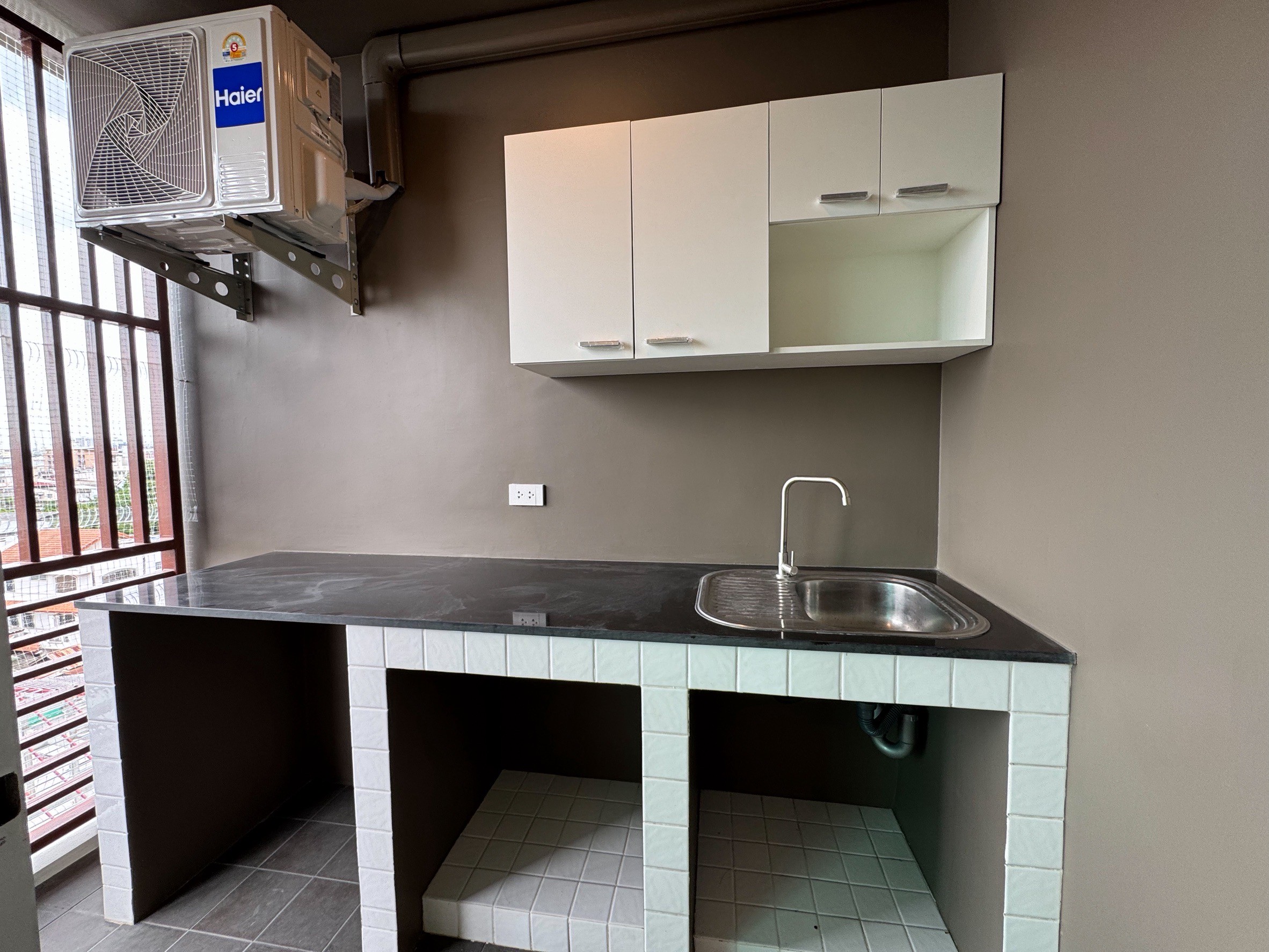 ขายคอนโด เดอะซี้ด สาทร–ตากสิน / For Sale The Seed Sathorn–Taksin