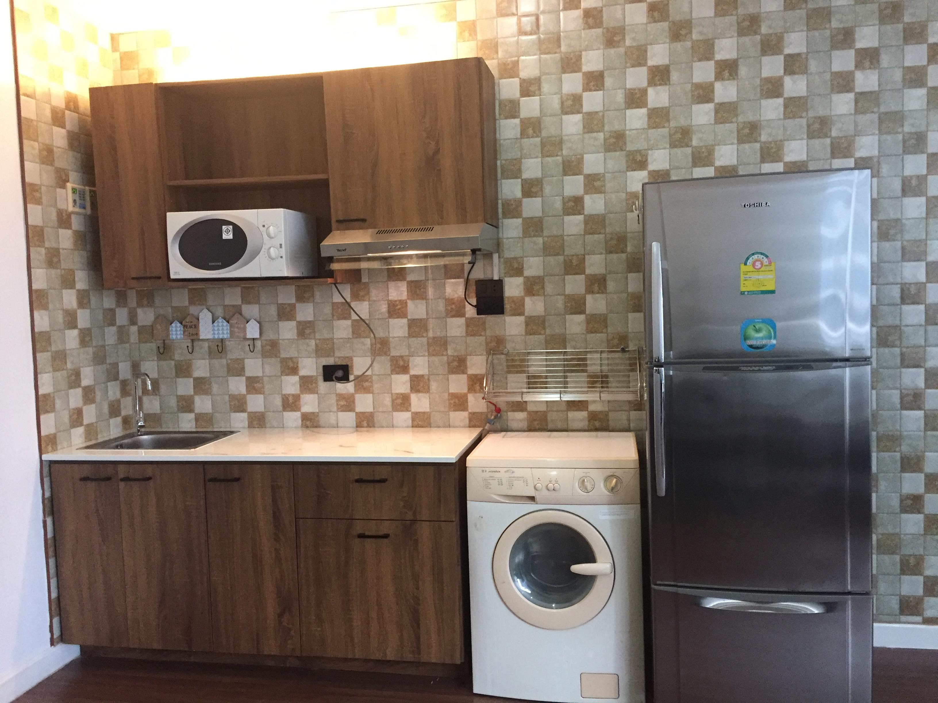 ให้เช่าคอนโด The Trendy Condominium (เดอะ เทรนดี้ คอนโดมิเนียม) 1ห้องนอน 1 ห้องน้ำ ขนาด 72 ตรม