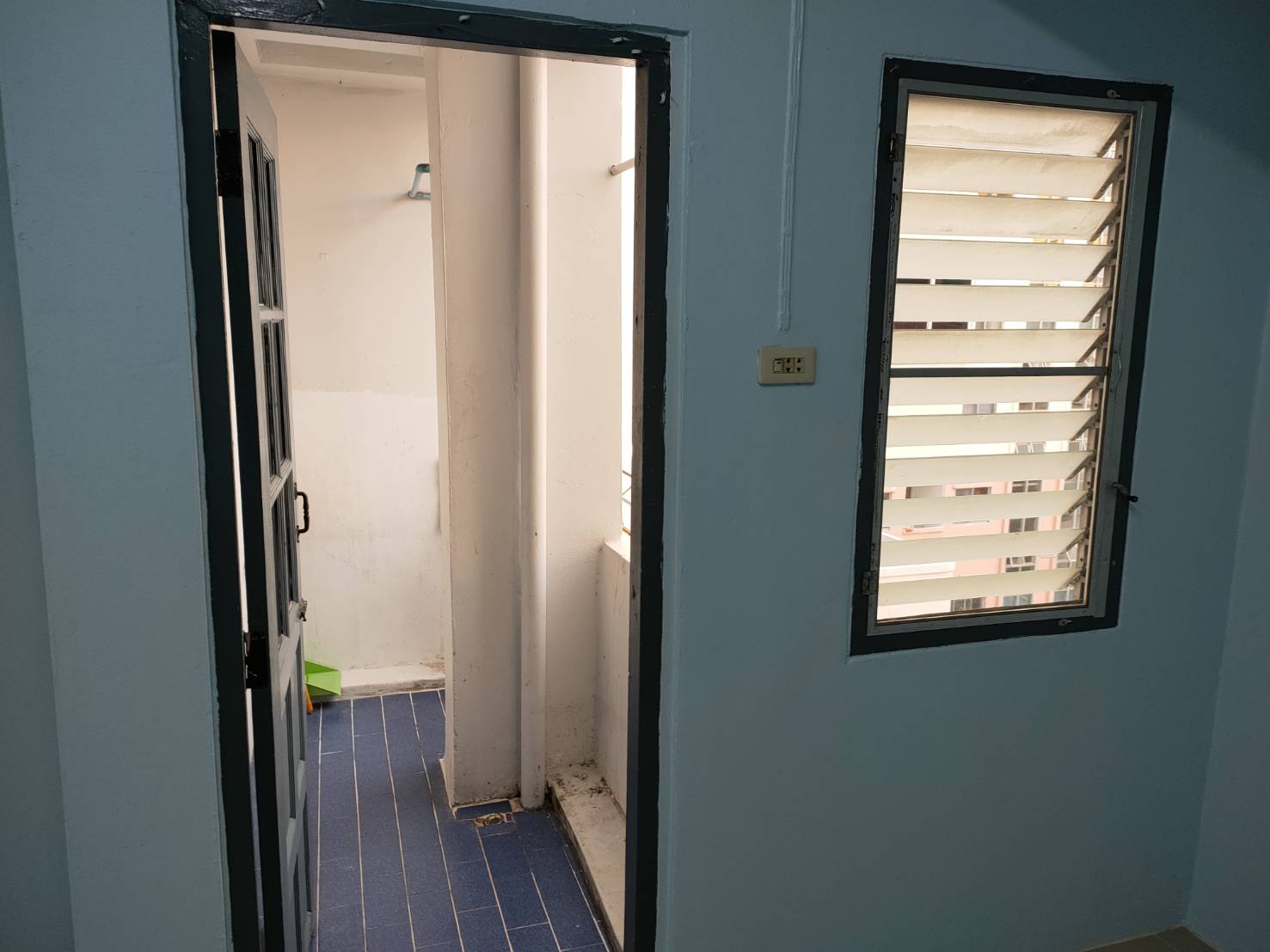 ขายคอนโด Lamsalee Tower (ลำสาลี ทาวเวอร์) ซอยรามคำแหง 60/2 ห้องมุม 1 ห้องนอน