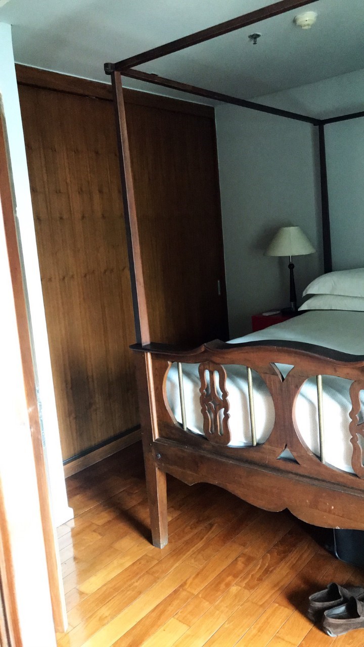 ขายคอนโด The Lakes (เดอะ เลค) (เลี้ยงสัตว์ได้) 3 ห้องนอน + 1 ห้องแม่บ้าน 4 ห้องน้ำ