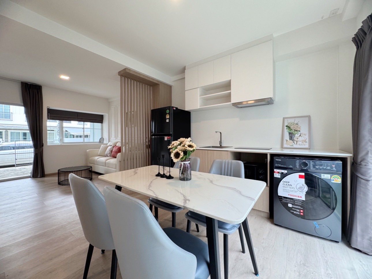 🏡 ให้เช่าทาวน์โฮม Indy 2 บางนา – รามคำแหง 2 บ้านใหม่ ไม่เคยเข้าอยู่ แต่งครบ พร้อมเข้าอยู่ทันที