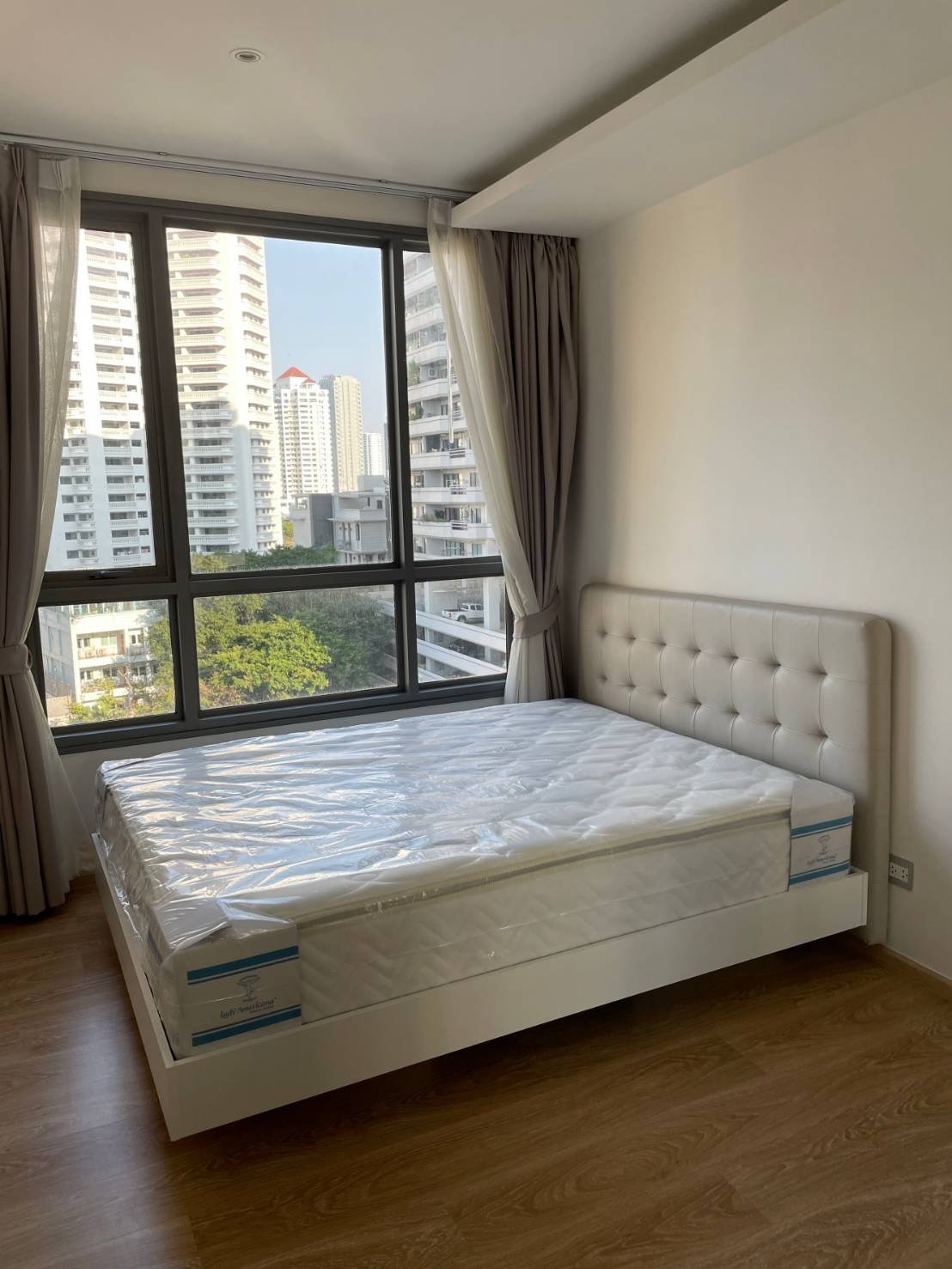 ให้เช่าคอนโด H Sukhumvit 43 (เอช สุขุมวิท 43) 1ห้องนอน 1 ห้องน้ำ ขนาด 47.5 ตรม ชั้น 10