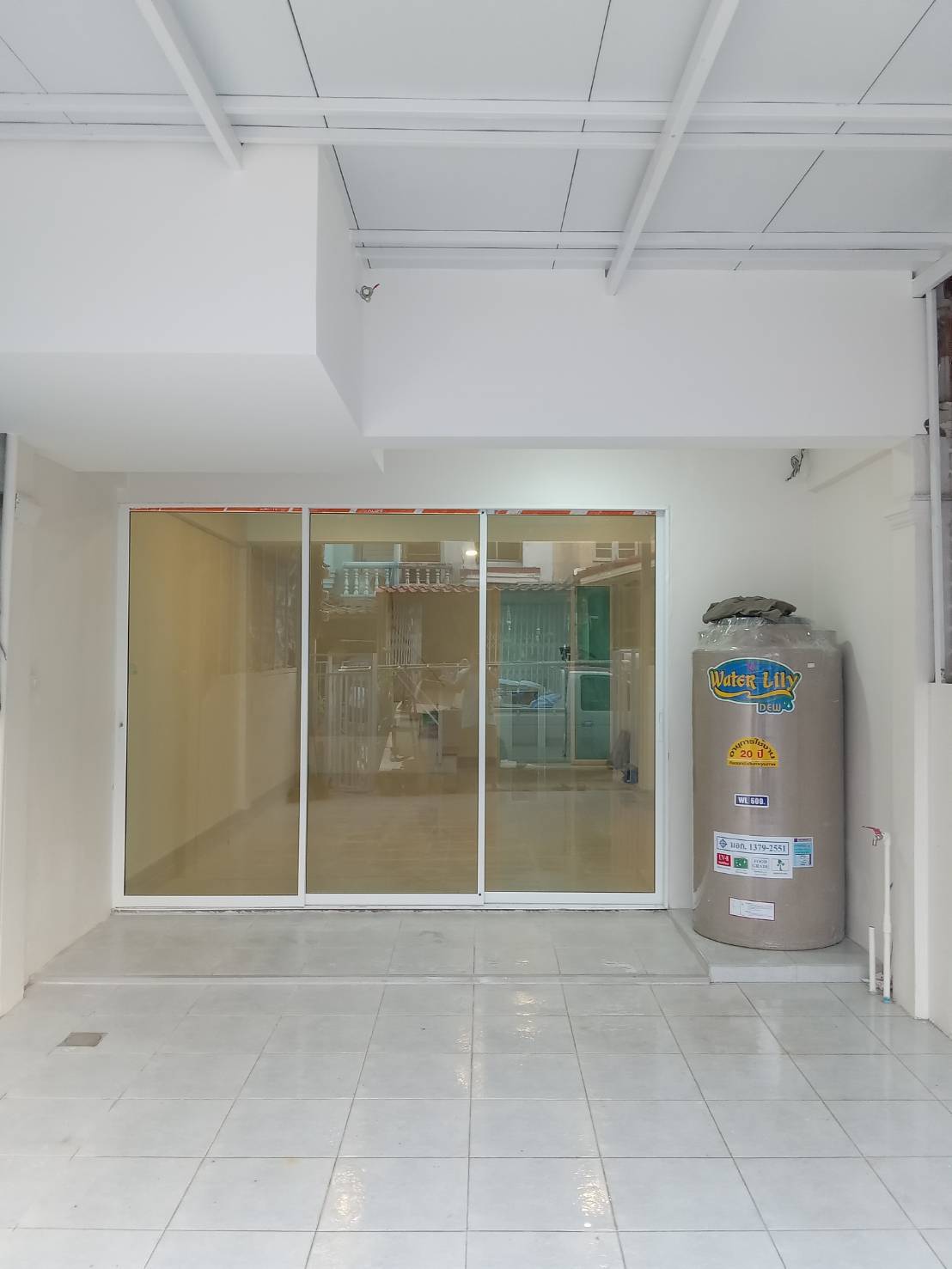 ขายทาวน์เฮ้าส์ 2 ชั้น ปรับปรุงรีโนเวทใหม่ทั้งหลัง หมู่บ้านรินทร์ทอง ลำลูกกา คลอง 2