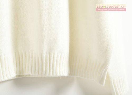 Sweater เสื้อสเวทเตอร์แขนยาว สีขาว ทรงสวย จะใส่เดี่ยวไหรือใส่โค้ทคลุมก็เริ่ด