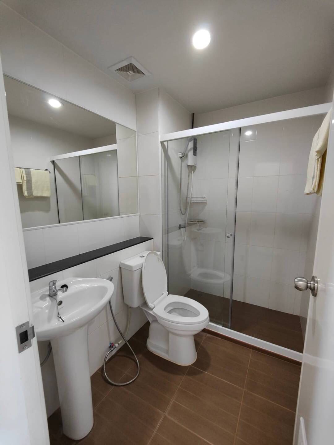 ให้เช่าราคาถูก คอนโด Regent Home สุขุมวิท 81 (BTS อ่อนนุช) ชั้นสูง ห้องสวย พร้อมอยู่