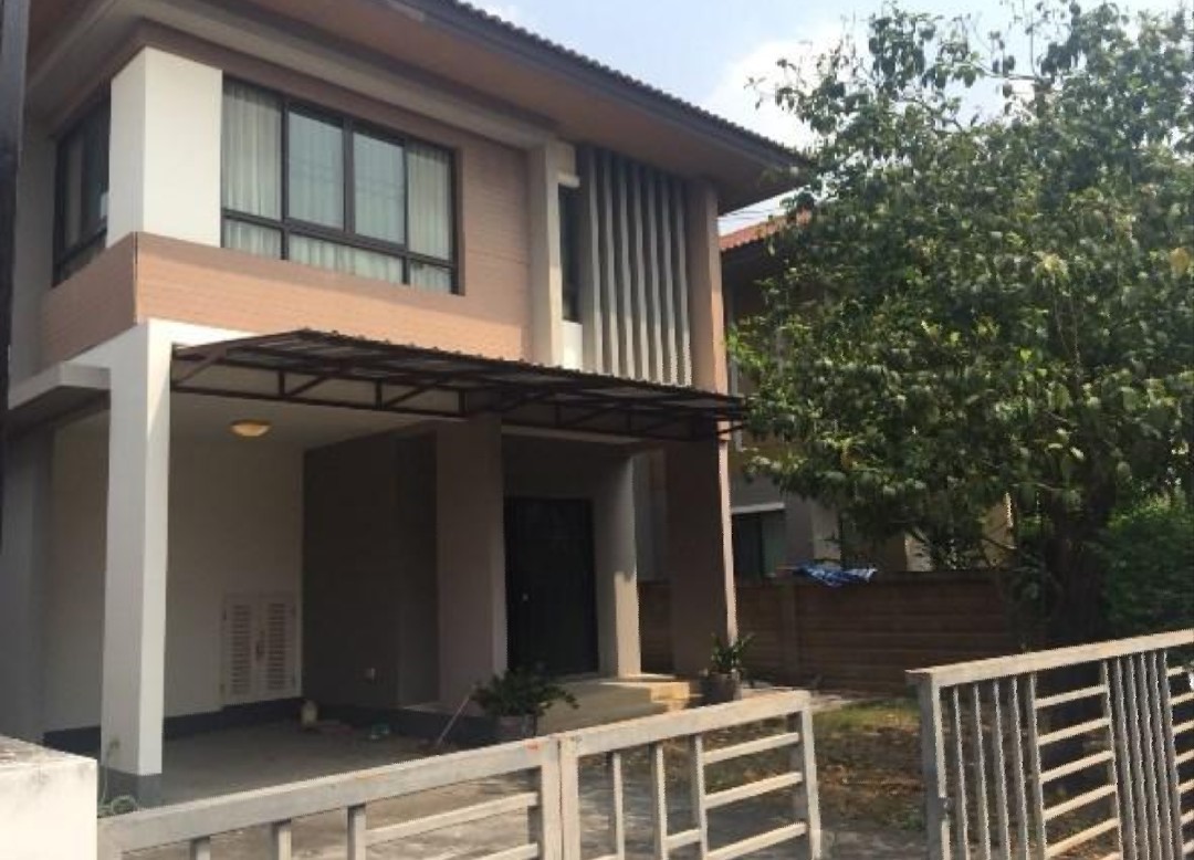 ให้เช่าบ้าน หมู่บ้านพร้อมพัฒน์ ไพร์ม (ถนนปัญญาอินทรา ใกล้ทางด่วน) 3 ห้องนอน 2 ห้องน้ำ