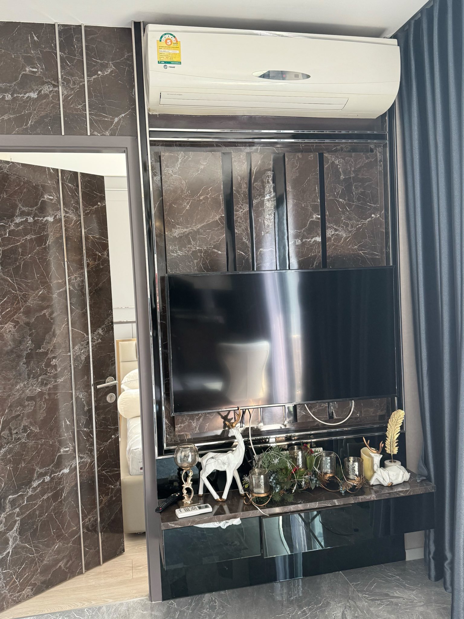 ð āđāļŦāđāđāļāđāļē Quinn Condo Ratchada 17 (āļāļ§āļīāļāļāđ āļāļāļāđāļ āļĢāļąāļāļāļē 17) ðĨ āļŦāđāļāļāđāļŦāļĄāđāđāļāđāļāļāļīāđāļ§āļāļīāļāļŦāļĢāļđ āļāļĢāđāļāļĄāļāļĒāļđāđ āđāļāļĨāđ MRT āļŠāļļāļāļāļīāļŠāļēāļĢāđāļāļĩāļĒāļ 250 āđāļĄāļāļĢ!