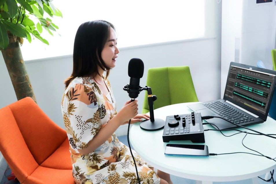 MAONO AU-AM100-K1 CASTER ประกันศูนย์ไทย