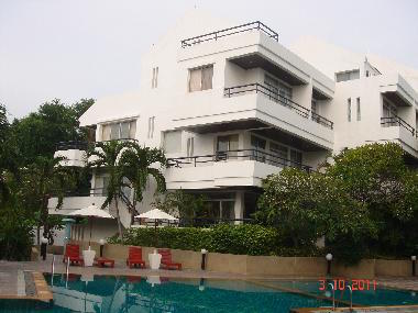 ขายบ้านริมทะเลโครงการ Rama Harbour View Condo (รามาฮาร์เบอร์วิว คอนโดมิเนียม) 4 ห้องนอน 4 ห้องน้ำ