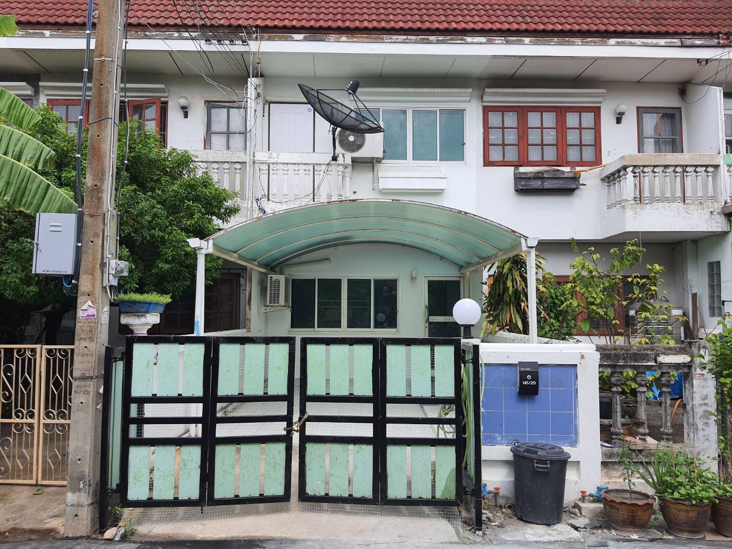 ขาย / เช่า ทาวน์เฮ้าส์ 2 ชั้น แต่งครบพร้อมอยู่ หมู่บ้านนิชดา ปากเกร็ด ทำเลดี ใกล้ตลาด ทาวน์เฮ้าส์ 2 ชั้น 16 ตารางวา 2 ห้องนอน 1ห้องน้ำ