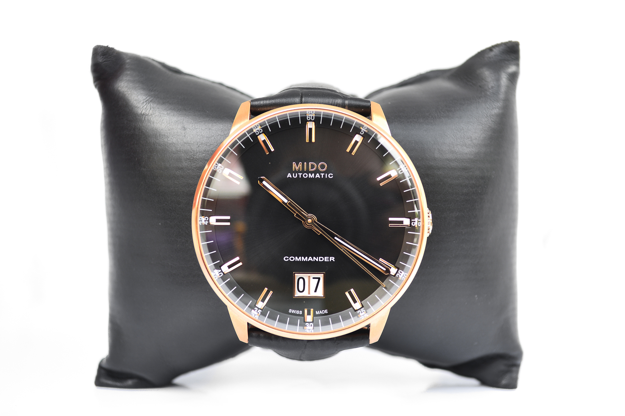 Mido Commander Big date Automatic Caliber 80 Rose gold