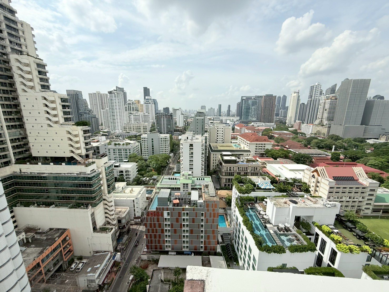 🌟 ให้เช่าคอนโดหรู 15 สุขุมวิท เรสซิเดนซ์ (15 Sukhumvit Residences) ใจกลางสุขุมวิท ใกล้ BTS อโศก & MRT สุขุมวิท 🌟