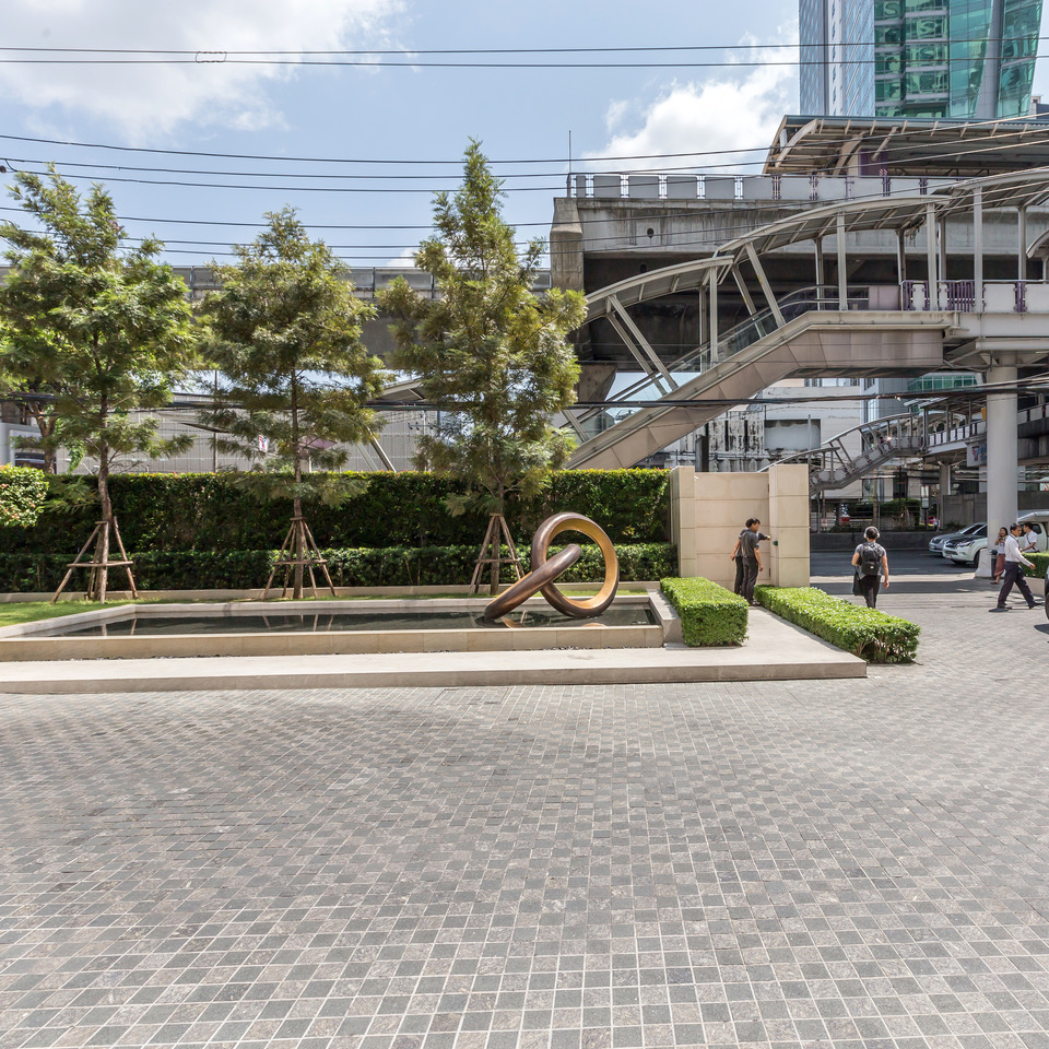 ให้เช่าคอนโด The Diplomat Sathorn (เดอะ ดิโพลแมท สาธร) 1 ห้องนอน 1 ห้องน้ำ ขนาด 45 ตรม