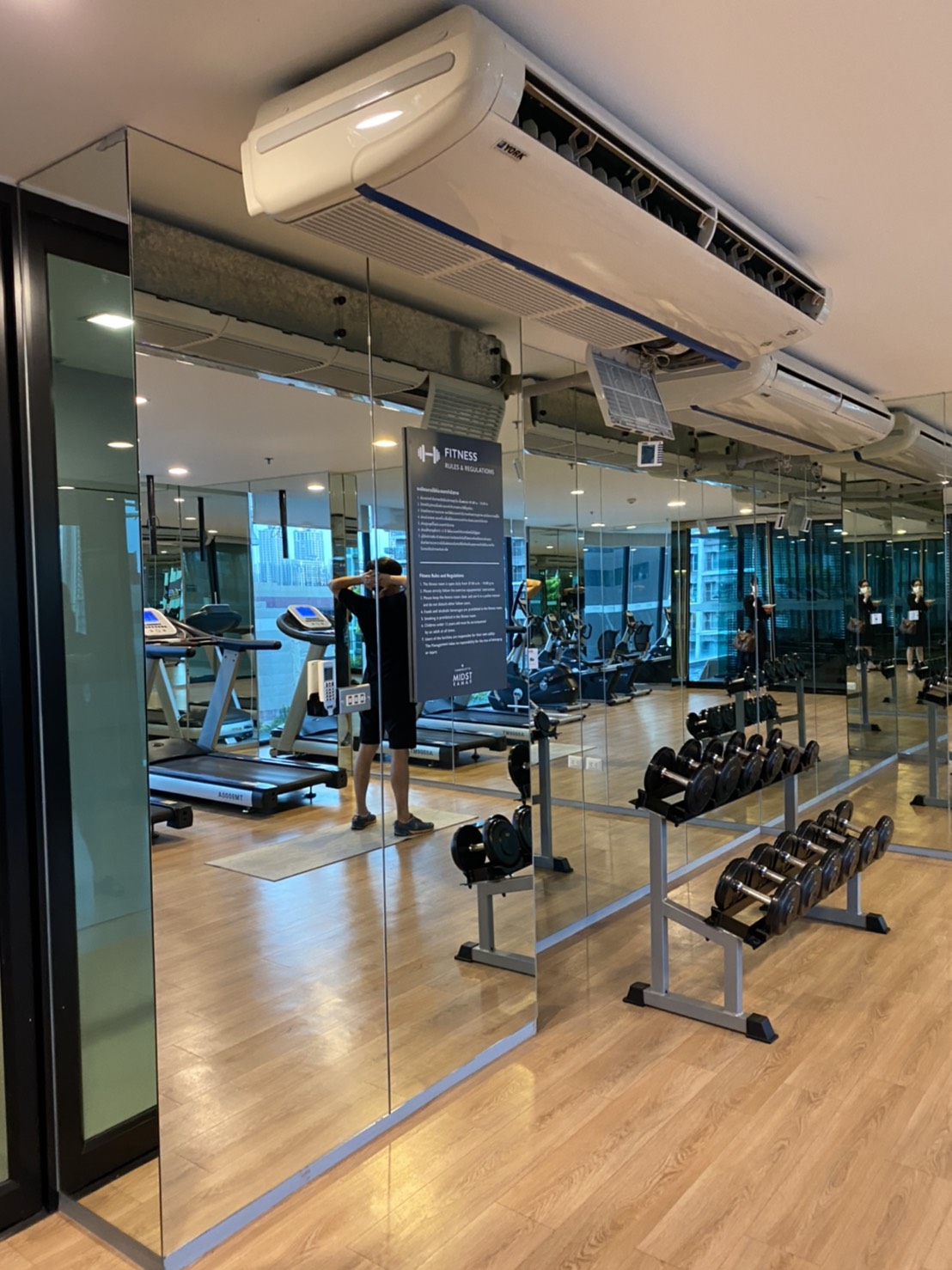 ให้เช่าคอนโด Condolette Midst Rama 9 (คอนโดเลต มิสท์ พระราม 9) ห้องสตูดิโอ 1 ห้องน้ำ ขนาด 23 ตรม ชั้น 14 ทิศตะวันออกไม่ร้อน ไม่มีตึกบัง วิวดีมาก ราคาเช่า 14,000 บาท