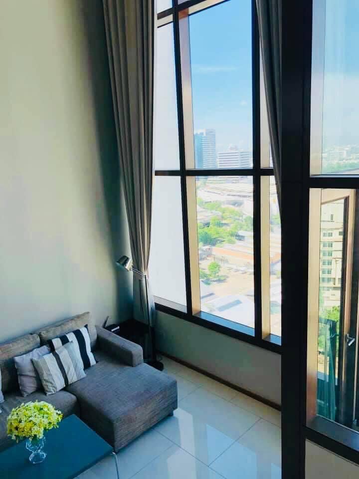 ให้เช่าคอนโด The Emporio Place (ดิ เอ็มโพริโอ เพลส) 1ห้องนอน 1 ห้องน้ำ ( Duplex ) ขนาด 73 ตรม