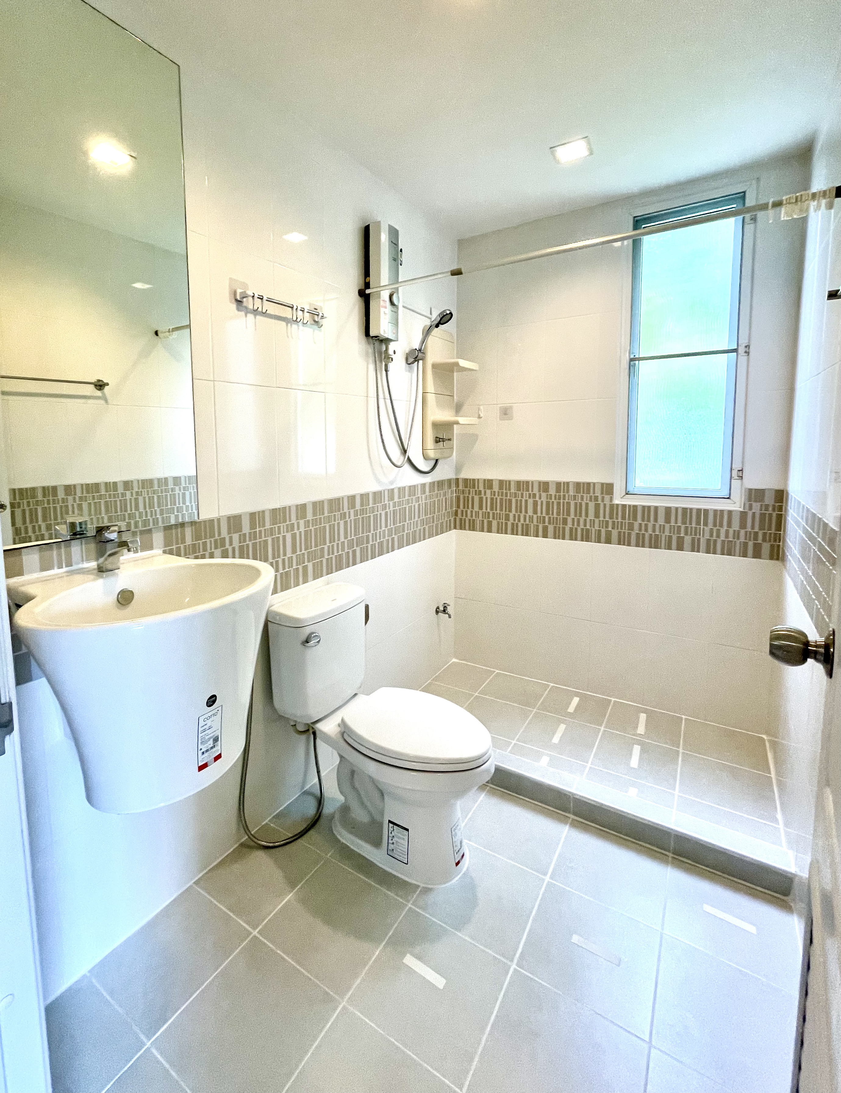 ขาย / ให้เช่าทาวน์โฮม 2 ชั้น โครงการ พลีโน่ วงแหวน-รามอินทรา Pleno Wongwaen-Ramintra 3 ห้องนอน 2 ห้องน้ำ ขนาด 29.9 ตรว