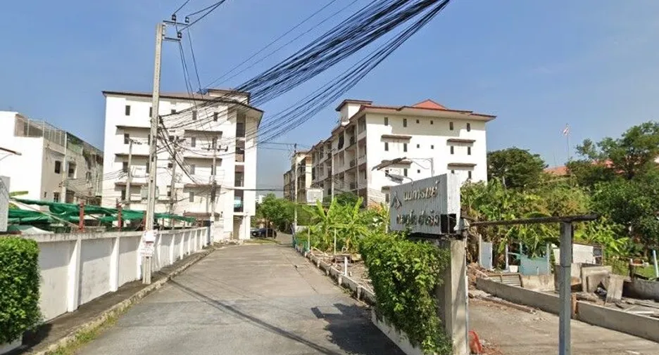 ให้เช่าคอนโด Nontarom Condo Park (นนทารมย์ คอนโด ปาร์ค) เดินทางทั้งรถโดยสารมีรถ 2 แถวออกไป ถ.จรัญ บางขุนนนท์ รพ.ศิริราชตลอด