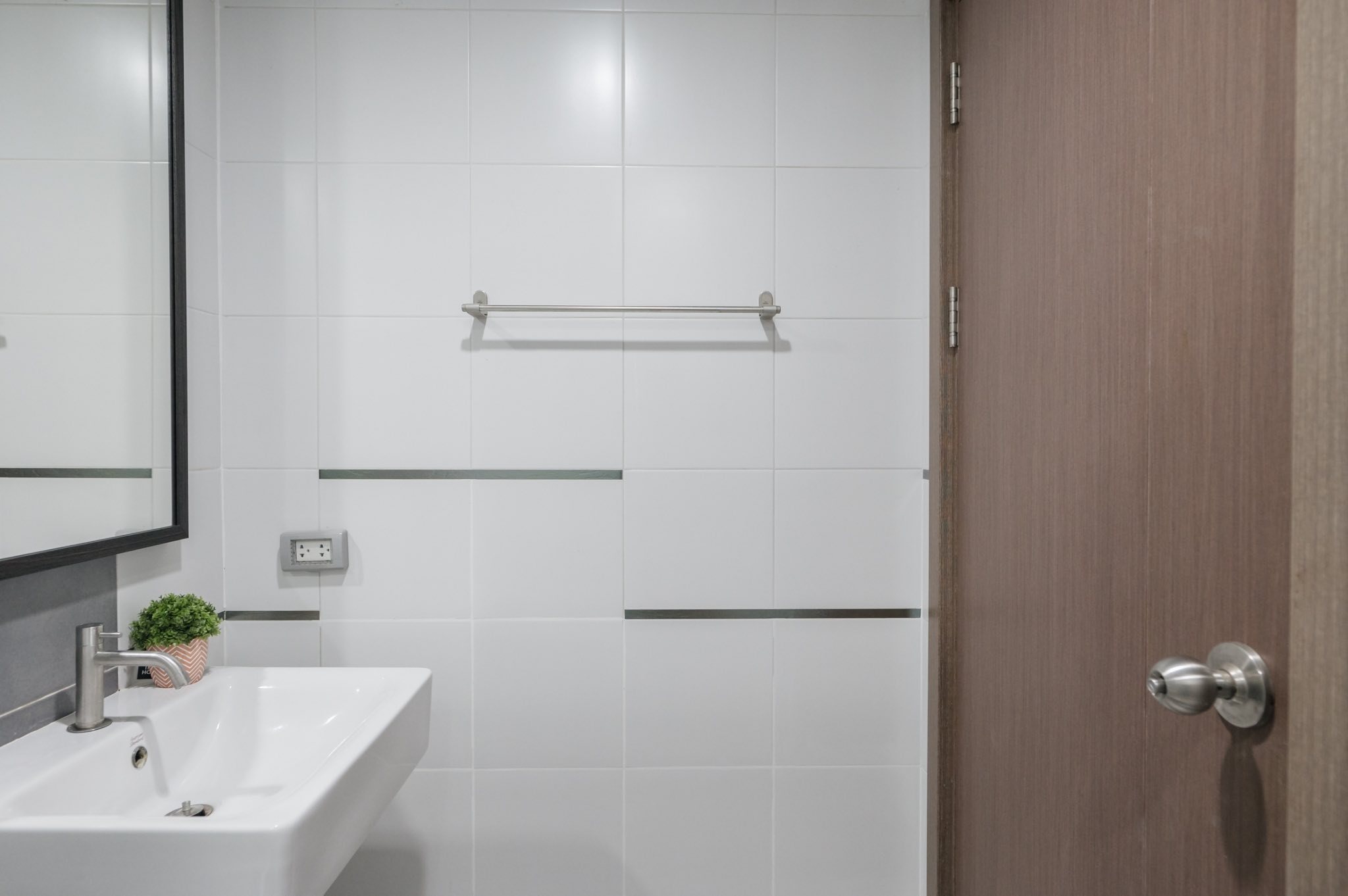 ให้เช่าคอนโด เดอะ เบส สุขุมวิท 77 / For Rent The Base Sukhumvit 77