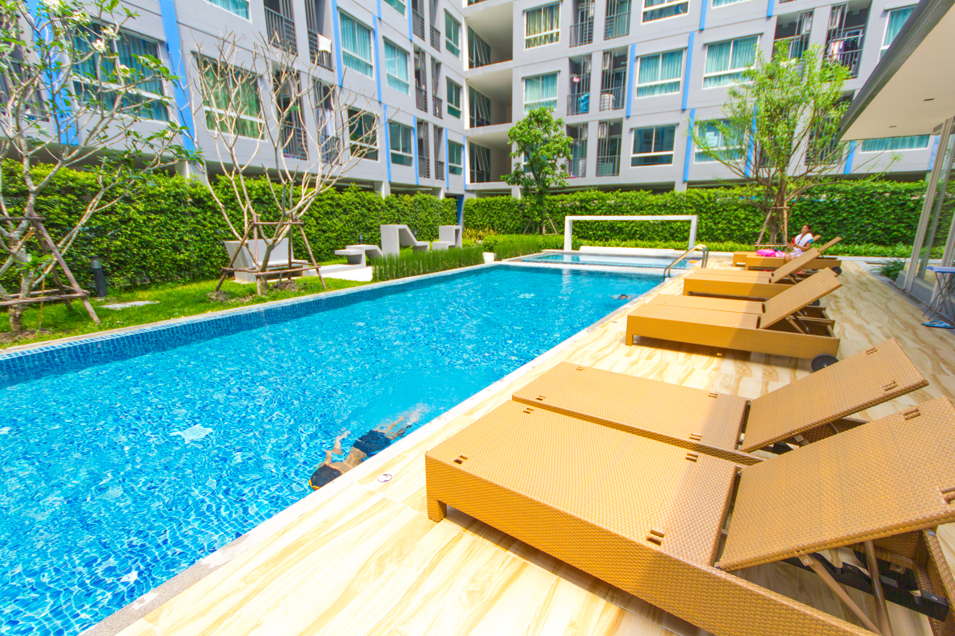 ขายคอนโดThe Kith Plus Sukhumvit 113 (เดอะ คิทท์ พลัส สุขุมวิท 113) 2 ยูนิต ตกแต่งครบพร้อมเข้าอยู่ ยูนิตที่1 แบบ 1 ห้องนอน 1 ห้องน้ำ ตึก A ชั้น 3