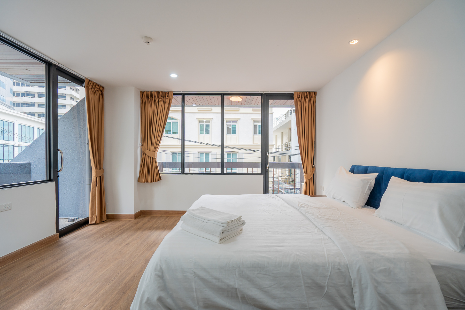 🏢ให้เช่าคอนโด PSJ Penthouse Sukhumvit 6 / พีเอสเจ เพนท์เฮาส์ สุขุมวิท 6 – 100 ม. จาก BTS Nana 3 ห้องนอน Type A | ขนาด 111 ตร.ม. | ค่าเช่า 46,000 บาท/เดือน